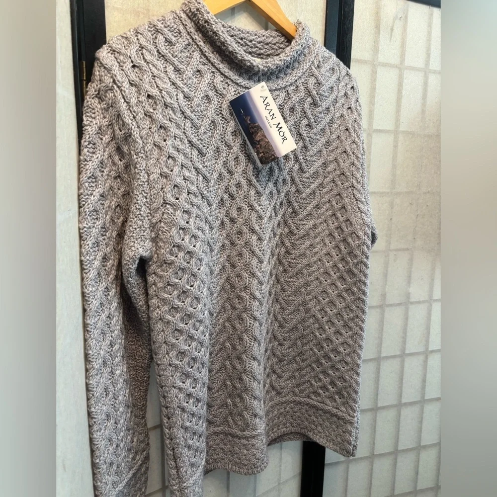 ARAN MÕR Ireland NWT Hearts High Neck Merino Wool Cable Sweater Fisherman Core - Picture 12 of 12